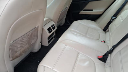 Zdjęcie przedmiotu: Jaguar Xe 2.0 Diesel E6 Pure Aut.