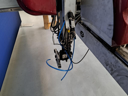 Zdjęcie przedmiotu: WITTMANN W711 linear robot designed to work with an injection molding machine