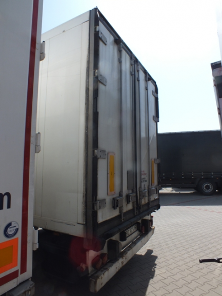 Zdjęcie przedmiotu: SCHMITZ CARGOBULL SK0 24 / L-13.4FP80 / 60 isothermal semi-trailer