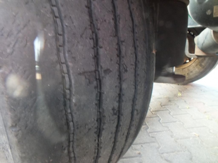 Zdjęcie przedmiotu: KRONE SD Curtain trailer