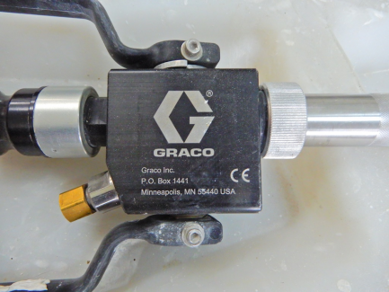 Zdjęcie przedmiotu: GRACO INC T-MAX 506 leveling aggregate