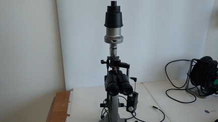 Zdjęcie przedmiotu: Slit lamp TOMEY TSL-7000H digital