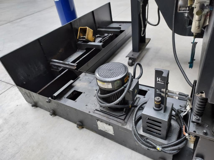 Zdjęcie przedmiotu: DOOSAN LYNX 2100B numerical lathe