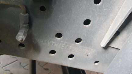 Zdjęcie przedmiotu: Iveco AS440T/P 4x2 Hi-Way