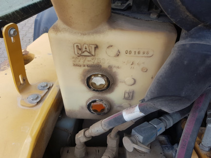 Zdjęcie przedmiotu: Ładowarka kołowa CATERPILLAR 908H2