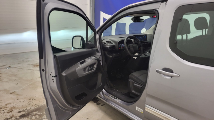 Zdjęcie przedmiotu: Toyota Proace City Verso Long 1.5 D-4D Business Aut