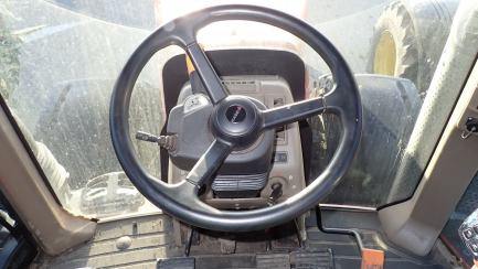 Zdjęcie przedmiotu: CASE Magnum 340 NFC farm tractor