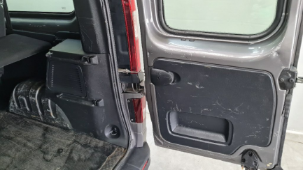 Zdjęcie przedmiotu: Opel Vivaro L2H1 2,9t 1.6 BiTurbo CDTI Euro 6 1598ccm - 125HP