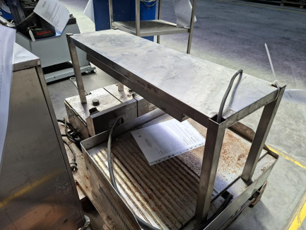 Zdjęcie przedmiotu: A set of catering equipment