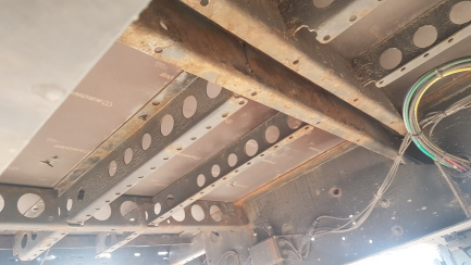 Zdjęcie przedmiotu: KRONE PROFI LINER SDP27 curtain semi-trailer