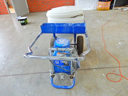 Zdjęcie przedmiotu: GRACO INC T-MAX 506 leveling aggregate