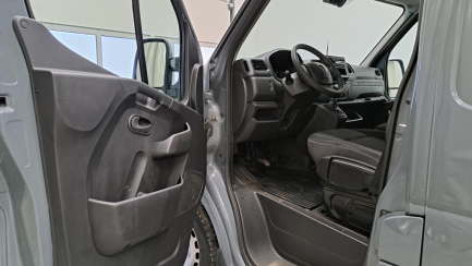 Zdjęcie przedmiotu: Opel Movano 2.3 CDTI E6d 3.5t L4H2 SW RWD