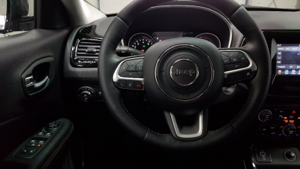 Zdjęcie przedmiotu: Jeep Compass