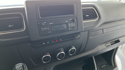 Zdjęcie przedmiotu: Renault Master FWD 2.3 dCi L3H1 Pack Clim S&S+E E6 3.5t