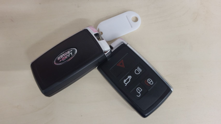 Zdjęcie przedmiotu: LAND ROVER Discovery V 3.0 D250 mHEV