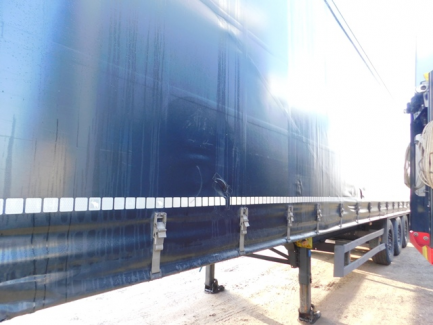 Zdjęcie przedmiotu: SCHMITZ CARGOBULL AG S01, SCS 24 / L-13.62 E B curtain semi-trailer