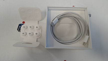 Zdjęcie przedmiotu: Słuchawki dokanałowe APPLE Air Pods Pro II ANC Wodoodporne Biały (Etui z USB-C) kod prod. MTJV3ZM/A