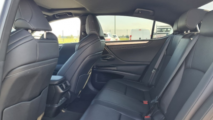 Zdjęcie przedmiotu: Lexus ES300H F Sport