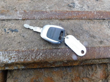 Zdjęcie przedmiotu: Hyundai Heavy Industries CO tracked excavator. LTD. R500LC - 7A