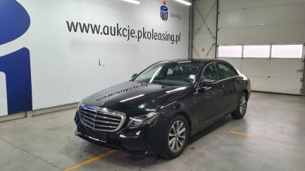 Zdjęcie przedmiotu: Mercedes-benz E 220 Sedan