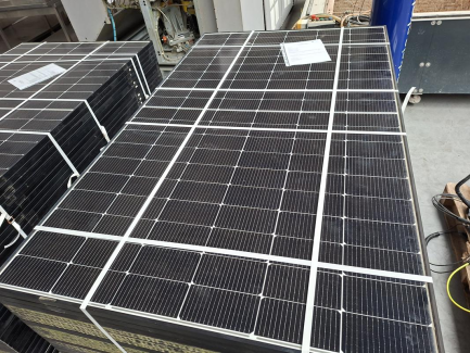 Zdjęcie przedmiotu: ELEMENTY INSTALACJI FOTOWOLTAICZNEJ O MOCY 26,32 kWp