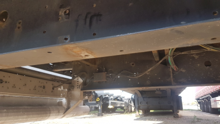 Zdjęcie przedmiotu: KRONE PROFI LINER SDP27 curtain semi-trailer