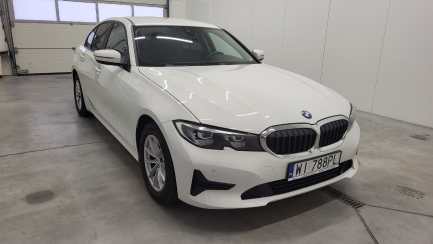 Zdjęcie przedmiotu: BMW 320i Advantage aut