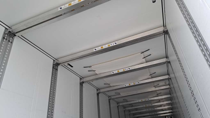 Zdjęcie przedmiotu: SCHMITZ SKO 24 Refrigerator