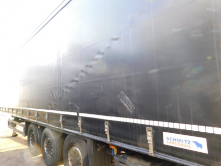 Zdjęcie przedmiotu: SCHMITZ CARGOBULL AG S01, SCS 24 / L-13.62 E B curtain semi-trailer