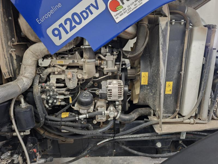 Zdjęcie przedmiotu: CIĄGNIK ROLNICZY FARMTRAC 9120 DT V