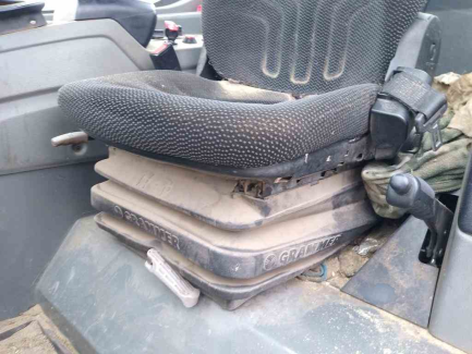 Zdjęcie przedmiotu: KRAMER 5085T / 353 telehandler