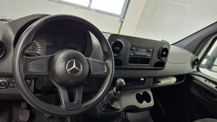 Zdjęcie przedmiotu: MERCEDES-BENZ/IGLOPOL SPRINTER E6 3.5t