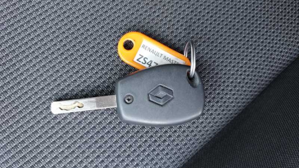 Zdjęcie przedmiotu: Renault Master FWD 2.3 dCi E6d 3.5t L3H3 Business