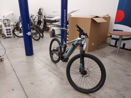 Zdjęcie przedmiotu: Electric bike TREK POWERFLY FS 5 G2 W EU M GY