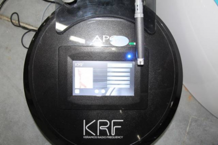 Zdjęcie przedmiotu: Urządzenie do odmładzania sk&oacute;ry APG TECH KRF