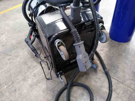 Zdjęcie przedmiotu: General Vapeur Easy steam vacuum car wash