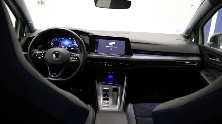 Zdjęcie przedmiotu: Volkswagen Golf VIII 2.0 TSI R 4MOTION DSG