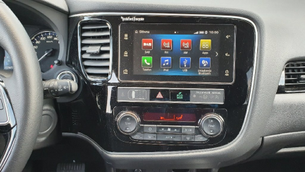 Zdjęcie przedmiotu: Mitsubishi Outlander 2.0 Intense + SDA 4WD CVT