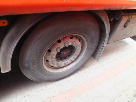 Zdjęcie przedmiotu: KRAKER CF-Z CF200 moving floor semi-trailer