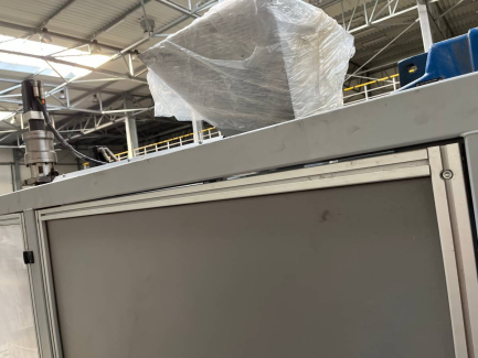 Zdjęcie przedmiotu: The ERA-TECH BMU 2 extruder and bottler is used in the plastics industry for the automatic production of thermoplastic containers by extrusion blow molding.