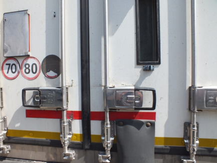 Zdjęcie przedmiotu: KRONE SDR 27 refrigerator semi-trailer