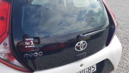 Zdjęcie przedmiotu: Toyota Aygo 1.0 VVT-i X + LPG