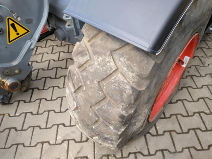 Zdjęcie przedmiotu: CLAAS 415 415-01 / 6030 Scorpion telescopic loader