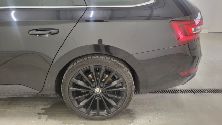Zdjęcie przedmiotu: Skoda Superb Kombi 2.0 TDI L&K DSG