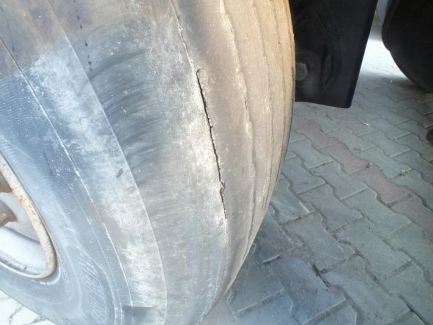 Zdjęcie przedmiotu: KRONE SD Curtain trailer