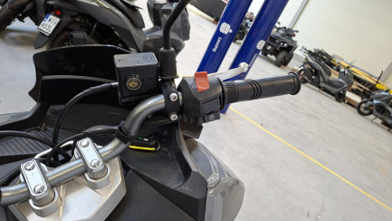 Zdjęcie przedmiotu: SKUTER SYM JET X 125