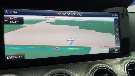 Zdjęcie przedmiotu: Mercedes-benz E 220 Sedan