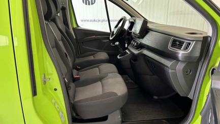 Zdjęcie przedmiotu: RENAULT/CARPOL TRAFIC Kombi 2.0 dCi E6d 3.1t Equilibre