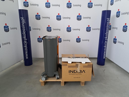INDIBA ACTIVE CT8 medical device used for sports therapy, urogynecological therapy, scar therapy, facial and body treatments.