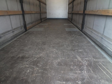 Zdjęcie przedmiotu: Przyczepa skrzyniowa i kurtynowa z osiami centralnymi PLANDEX PTL 18